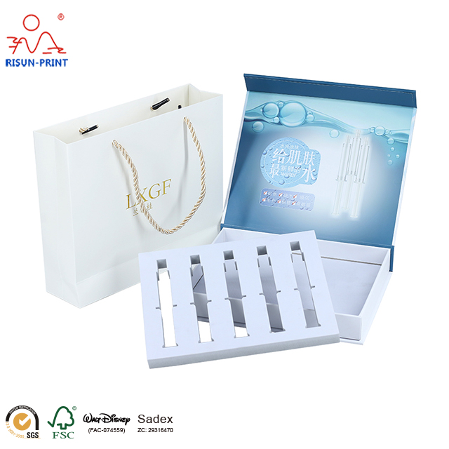 化妝品包裝廠家,專(zhuān)業(yè)定制生產(chǎn)化妝包裝盒免費(fèi)打樣